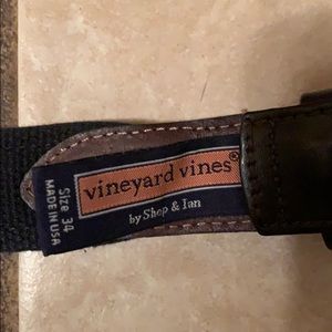 University of Georgia Vineyard Vines size 34 belt